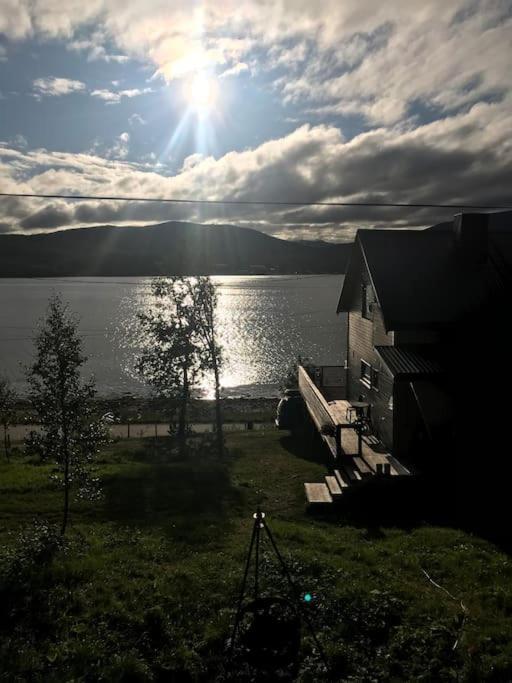 Trivelig Fritidshus Pa Arnes, Senja Straumstad Екстер'єр фото