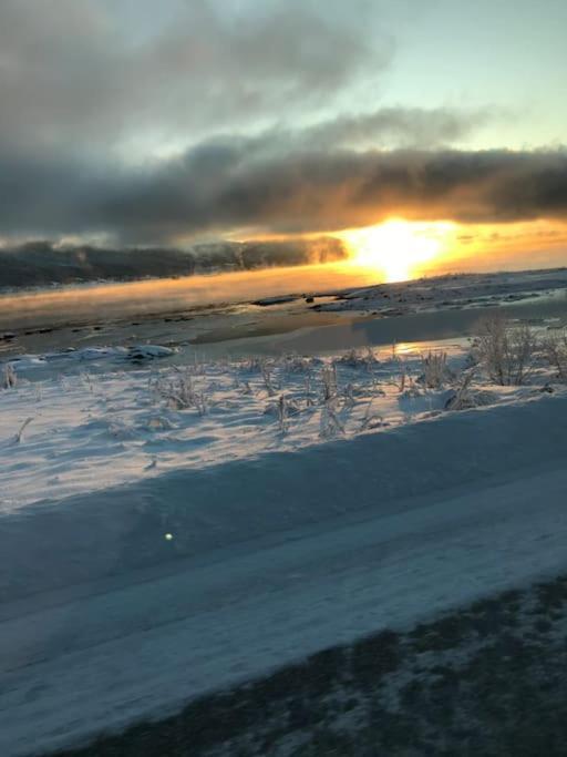 Trivelig Fritidshus Pa Arnes, Senja Straumstad Екстер'єр фото